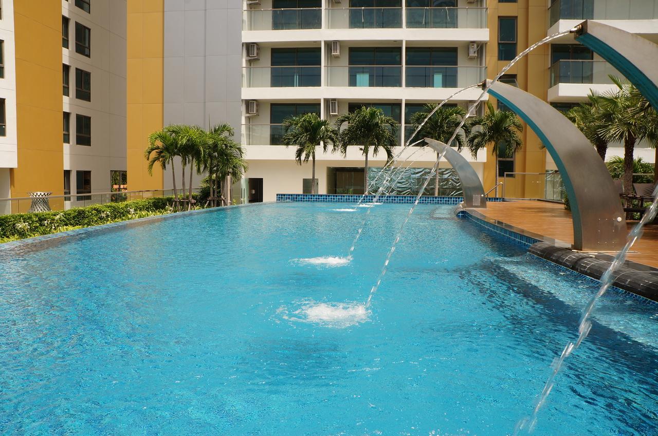 Stylish Studio In Peak Towers Pattaya Exterior foto